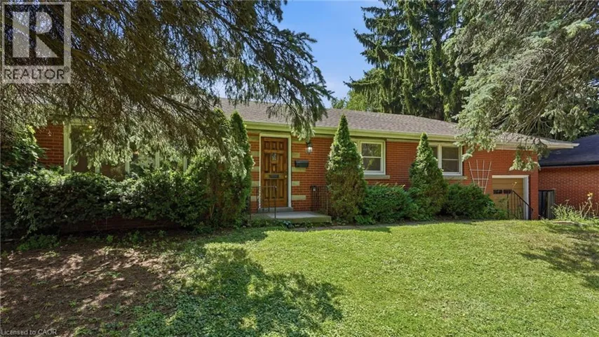 524 DORVAL Drive, Ancaster, Ontario L9G2P4