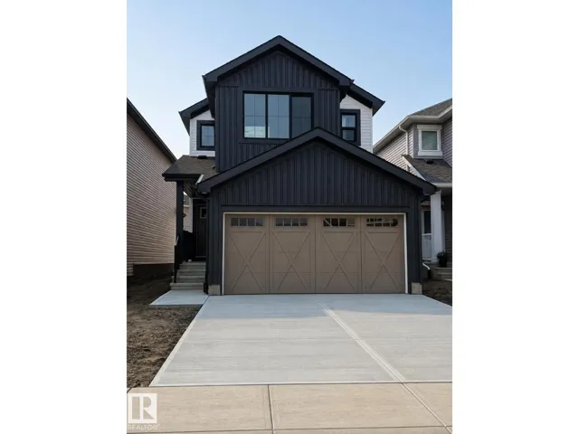 1023 14 AV NW, Edmonton, Alberta T6T2N5