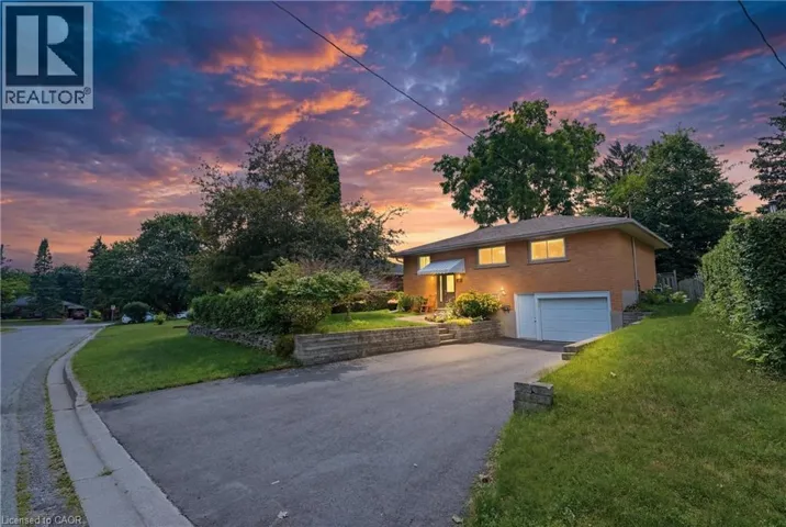 56 RENWICK Avenue, Cambridge, Ontario N3C2T7