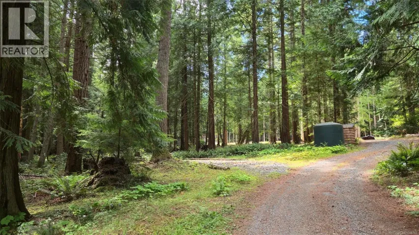 1685 Hess Rd, Gabriola Island, British Columbia V0R1X6