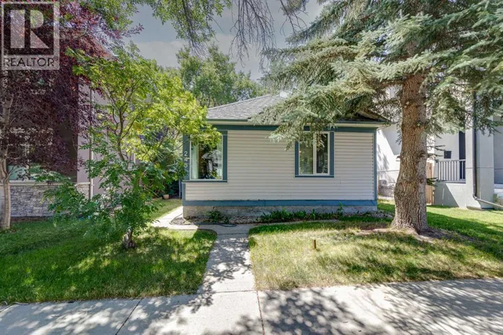 245 21 Avenue NW, Calgary, Alberta T2M1J4