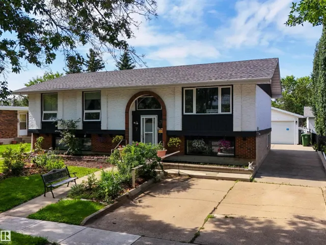 7 GRAHAM AV, St. Albert, Alberta T8N1T4