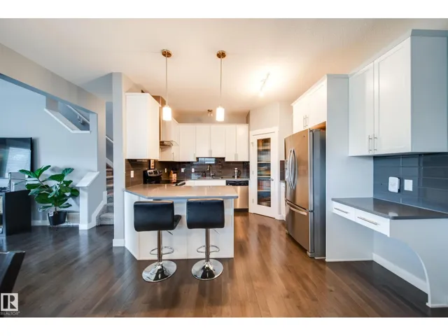 6305 167A AV NW, Edmonton, Alberta T5Y3P7