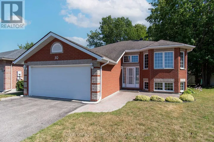 30 CHARLES STREET, Penetanguishene, Ontario L9M2G7