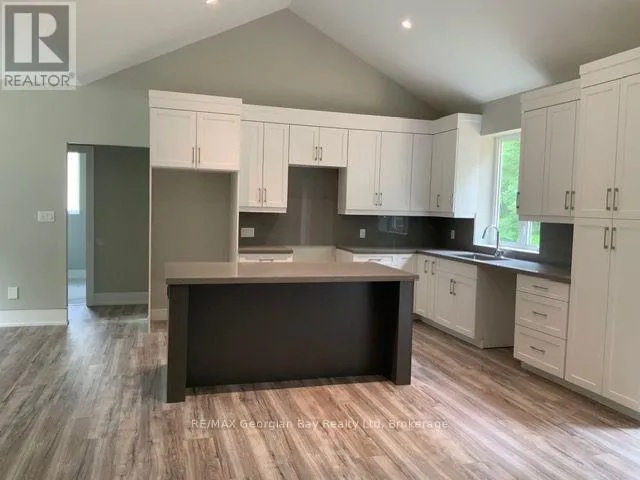 5 OAKWOOD AVENUE S, Tiny, Ontario L9M0J2