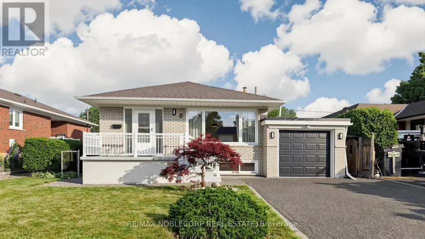 8 SUMMERFIELD CRESCENT, Toronto (Eringate-Centennial-West Deane), Ontario M9M3X3