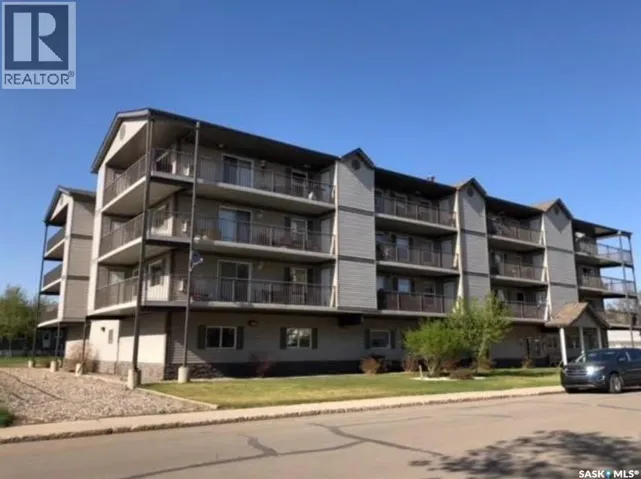 205 701 Henry STREET, Estevan, Saskatchewan S4A2B7