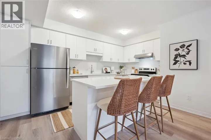 610 BENNINGER Drive, Kitchener, Ontario N2E0K5