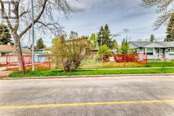 521 Northmount Drive NW, Calgary, Alberta t2k3j1