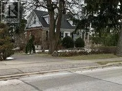 16 ANSON AVENUE, Toronto (Cliffcrest), Ontario M1M1X3