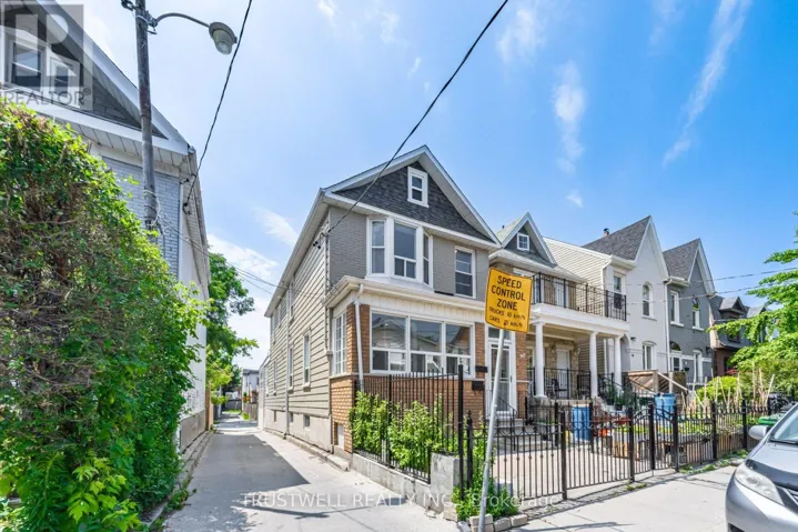 C - 90 GALT AVENUE, Toronto (South Riverdale), Ontario M4M2Z3