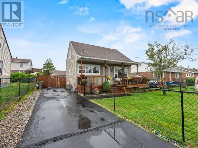 4 Elmdale Crescent, Leiblin Park, Nova Scotia B3R2G5