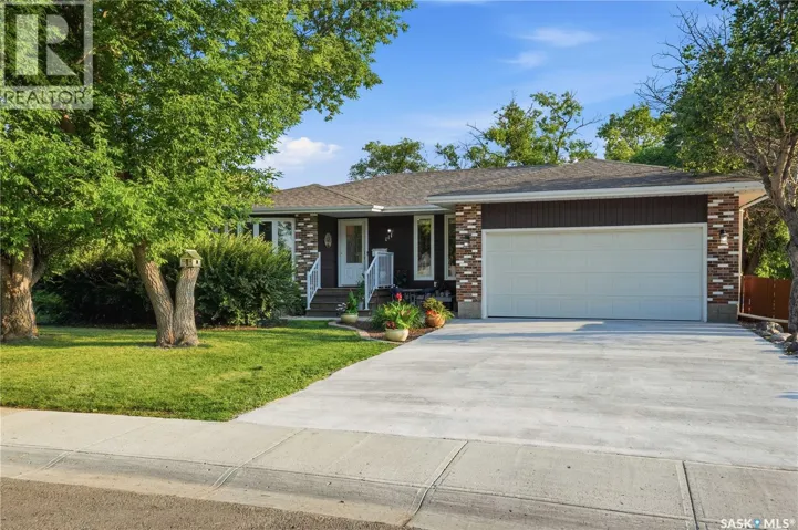 111 Minot DRIVE, Regina, Saskatchewan S4X1B6