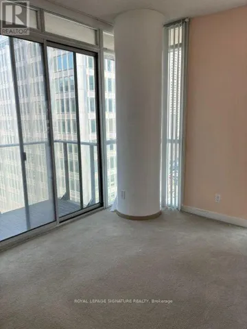 1307 - 126 SIMCOE STREET, Toronto (Waterfront Communities), Ontario M5H4E6