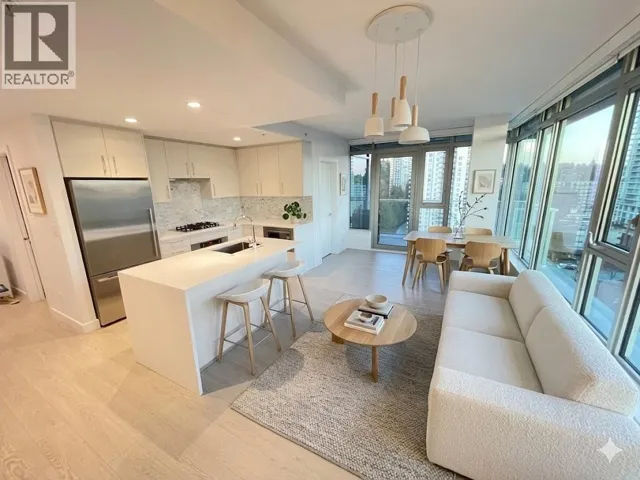 518 WHITING WAY, Coquitlam, British Columbia V3J0H7
