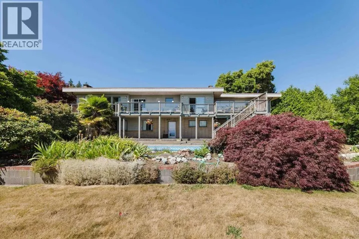 6505 MEIER ROAD, Sechelt, British Columbia V7Z0S8