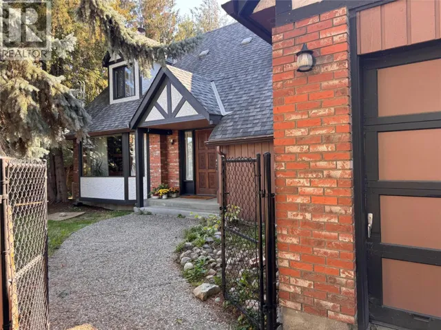 7603 De Jong Drive, Coldstream, British Columbia V1B1P2