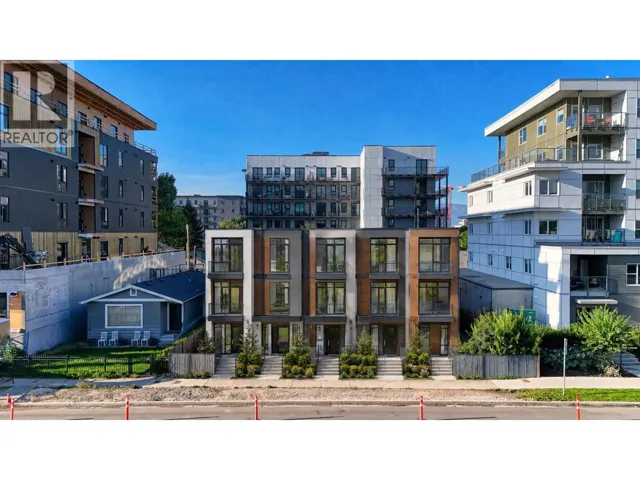 623 Clement Avenue, Kelowna, British Columbia V1Y7C7