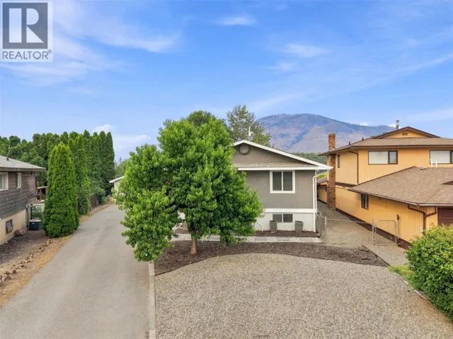 728 DRIFTWOOD Place, Kamloops, British Columbia V2B7Y5