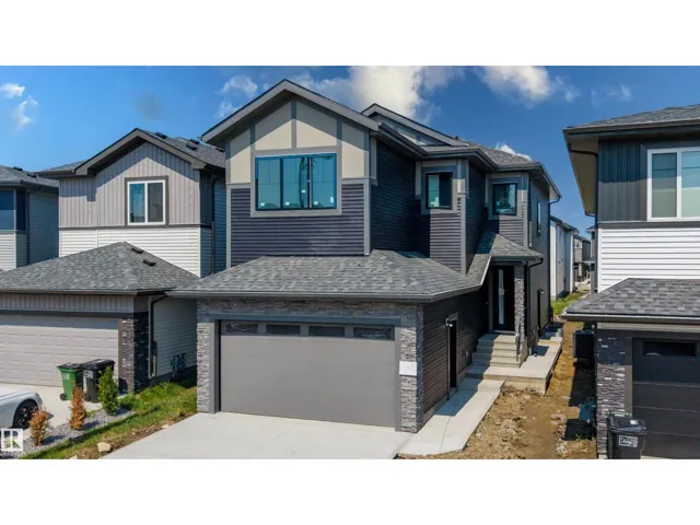 8728 182 AV NW NW, Edmonton, Alberta T5Z2K6