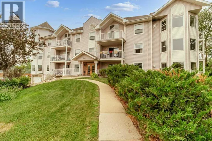 306, 5435 Lakeshore Drive, Sylvan Lake, Alberta T4S1T2