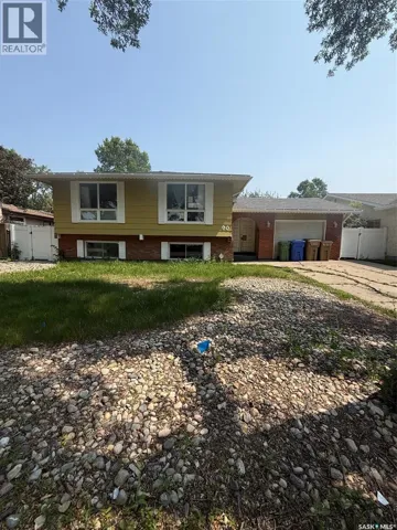 90 Marquis CRESCENT, Regina, Saskatchewan S4S6J9