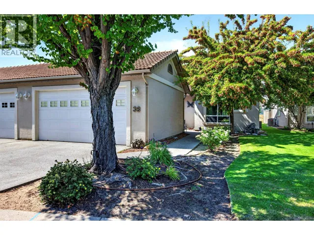 650 HARRINGTON Road Unit# 38, Kamloops, British Columbia V2B6T7