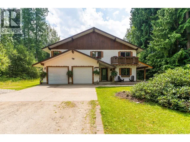 1587 Pratico Road, Revelstoke, British Columbia V0E2S1