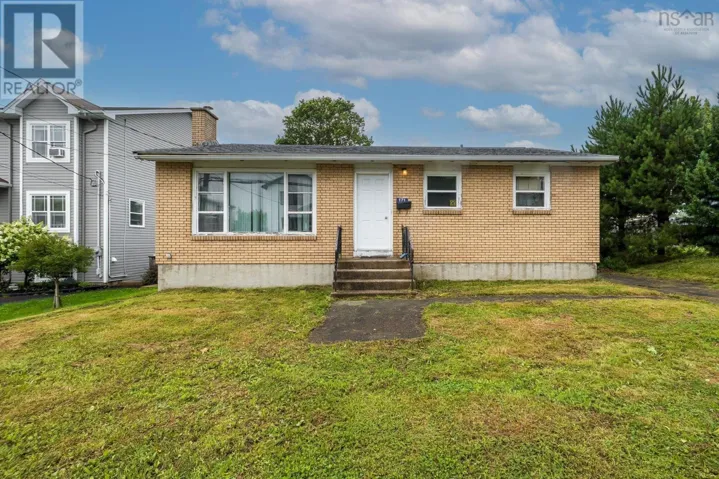 171 Renfrew Street, Dartmouth, Nova Scotia B2Y2M4