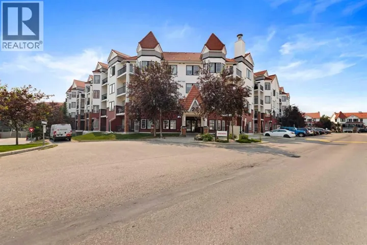 205, 20 Royal Oak Plaza NW, Calgary, Alberta T3G0E6