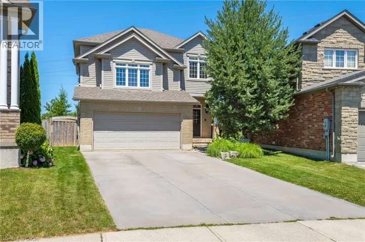 936 DUNBLANE Court, Kitchener, Ontario N2R1W9