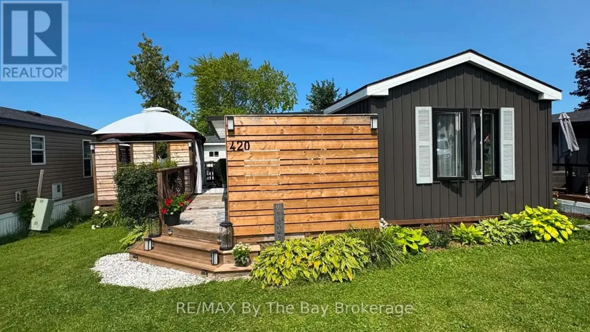 420 – 225 PLATTEN BOULEVARD, Scugog, Ontario L9L1B4