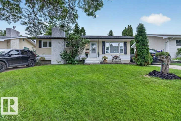 17 STARLING DR, Sherwood Park, Alberta T8A0A6