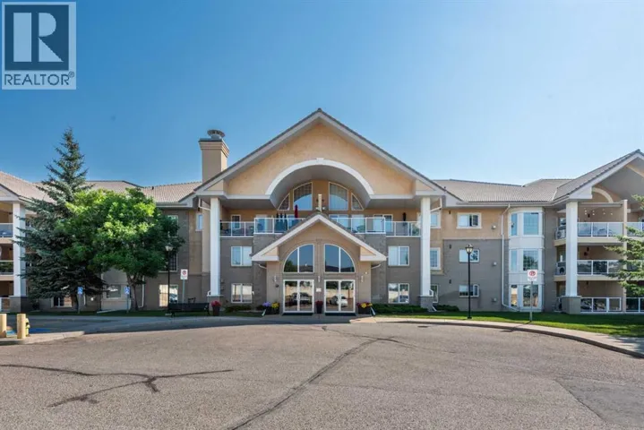 304, 728 Country Hills Road NW, Calgary, Alberta T3P5K8