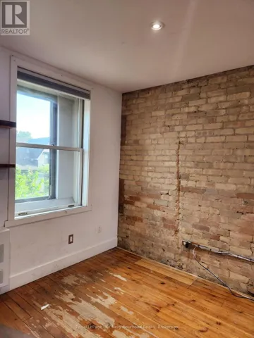 301 - 412 BLOOR STREET W, Toronto (Annex), Ontario M5S1X5