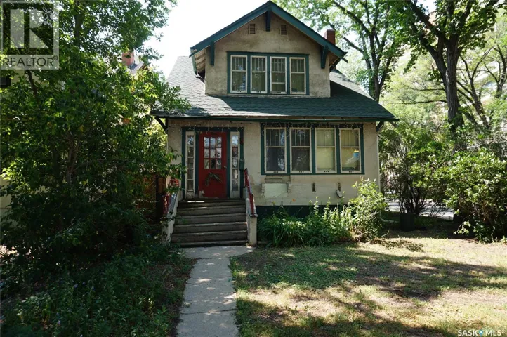 3 Angus CRESCENT, Regina, Saskatchewan S4T6N1