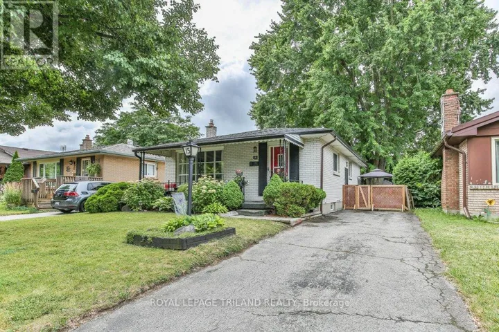 15 TALAVERA CRESCENT, London East (East I), Ontario N5V1K7