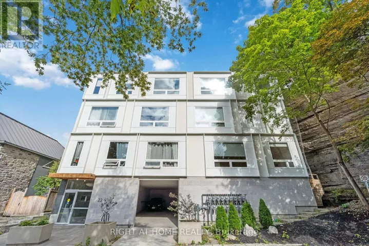 305 - 22 PERKINS STREET, Ottawa, Ontario K1R7G5