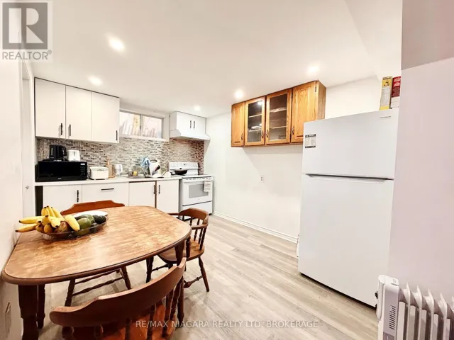 LOWER - 6475 TAYLOR STREET, Niagara Falls (Dorchester), Ontario L2G2E9