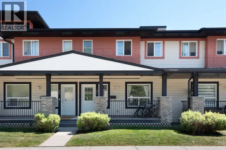 34 Eversyde Common SW, Calgary, Alberta T2Y4Z7