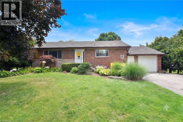 18 GARWOOD Avenue, Dundas, Ontario L9H7J9