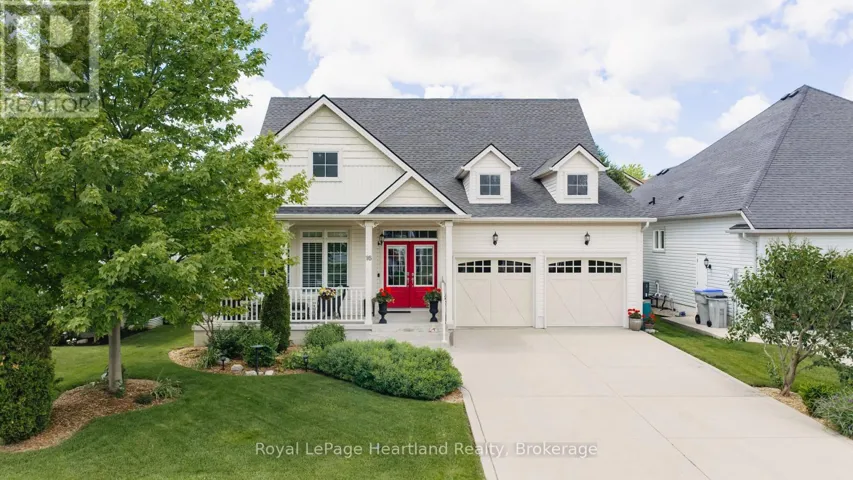 16 MACPHERSON AVENUE, Huron East (Seaforth), Ontario N0K1W0