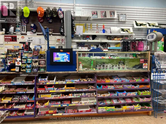 E-02 - 400 SCOTT STREET, St. Catharines (Carlton/Bunting), Ontario L2M3W4