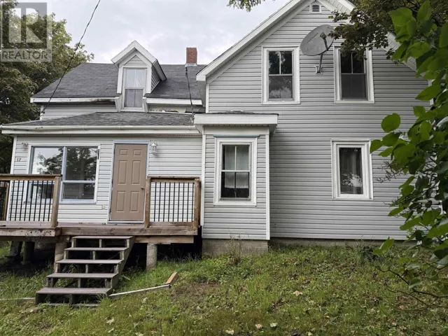 17 Mechanic Street, Trenton, Nova Scotia B0K1X2