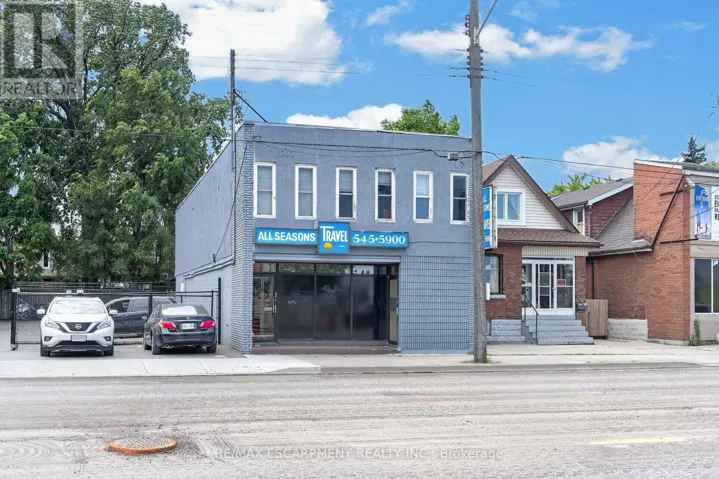 1292 BARTON STREET E, Hamilton (Crown Point), Ontario L8H2W1