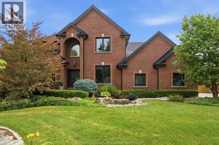 3460 HUNTINGTON AVENUE, Windsor, Ontario N9E3M8