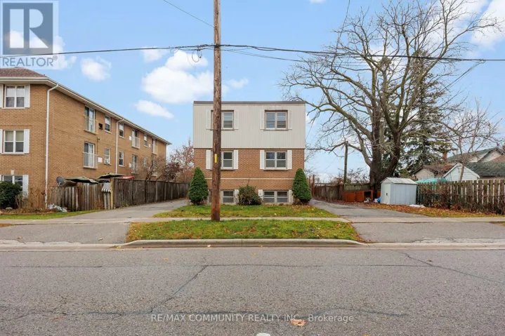 UNIT 3 - 383 BUENA VISTA AVENUE, Oshawa (McLaughlin), Ontario L1J2M6