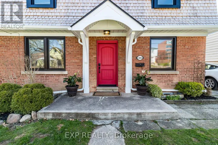 205 CHURCH STREET, Toronto (Weston), Ontario M9N1N9