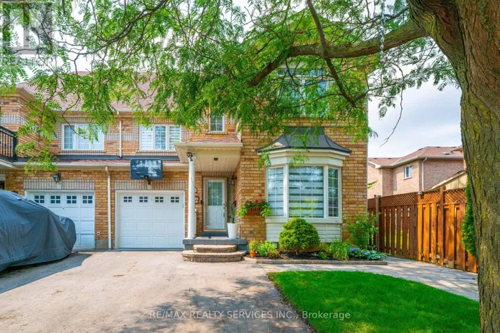 128 SEASIDE CIRCLE, Brampton (Sandringham-Wellington), Ontario L6R2G9