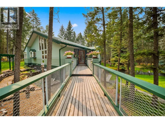 8038 McIntosh Loop Road, Dry Gulch, British Columbia V0A1M0